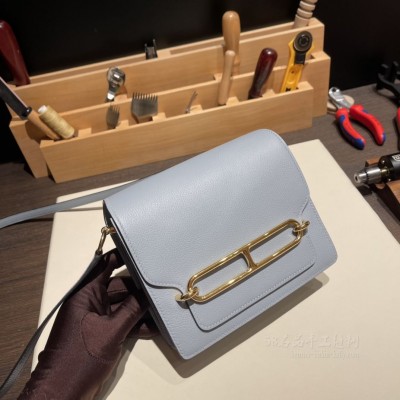 hermes roulis mini 19cm 猪鼻子包 <strong>Evercolor</strong>皮 J7亚麻蓝金扣(hermes猪鼻子包价格)