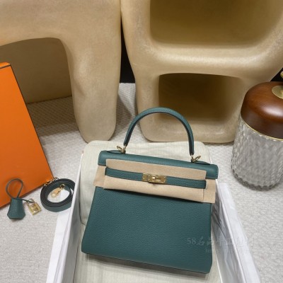 hermes kelly 25cm 凯莉包 <strong>togo</strong>皮 Z6孔雀绿内拼1K竹子绿 金扣(爱马仕凯莉包二代mini凯莉包价格)