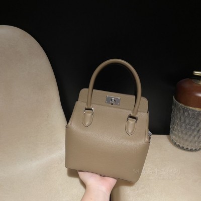 hermes toolbox 20cm 牛奶包 <strong>Evercolor</strong>皮 D0 威马犬米银扣(爱马仕牛奶盒子包) 高仿