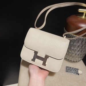 hermes Constance 19cm 康康 空姐包 山羊皮Chevre 10奶昔白 玫瑰金扣(爱马仕康康包带子细节)