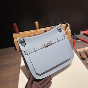 hermes jypsiere 28cm 吉普赛 TC Clemence皮 J7亚麻蓝 银扣(爱马仕吉普赛包的尺寸和价格)